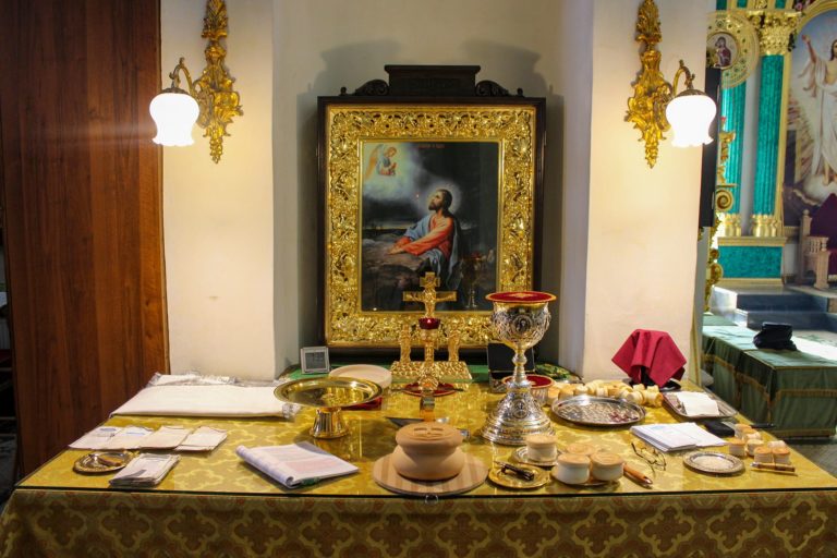 В Нило-Столобенскую пустынь теперь можно подать записки о здравии и упокоении через официальный сайт монастыря