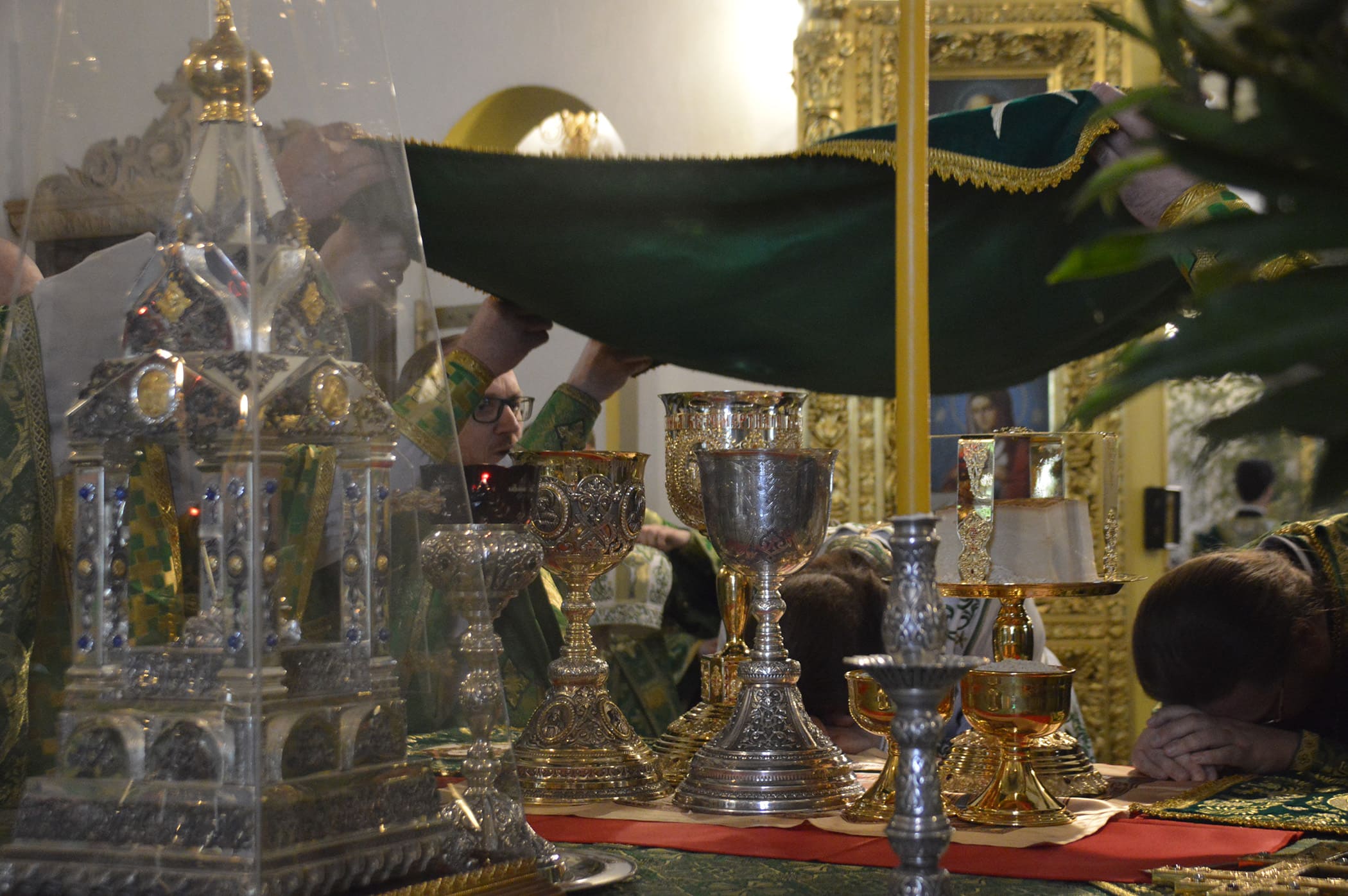 В монастыре «Нило-Столобенская пустынь» прошли торжества в честь обретения мощей преподобного Нила Столобенского, чудотворца 21